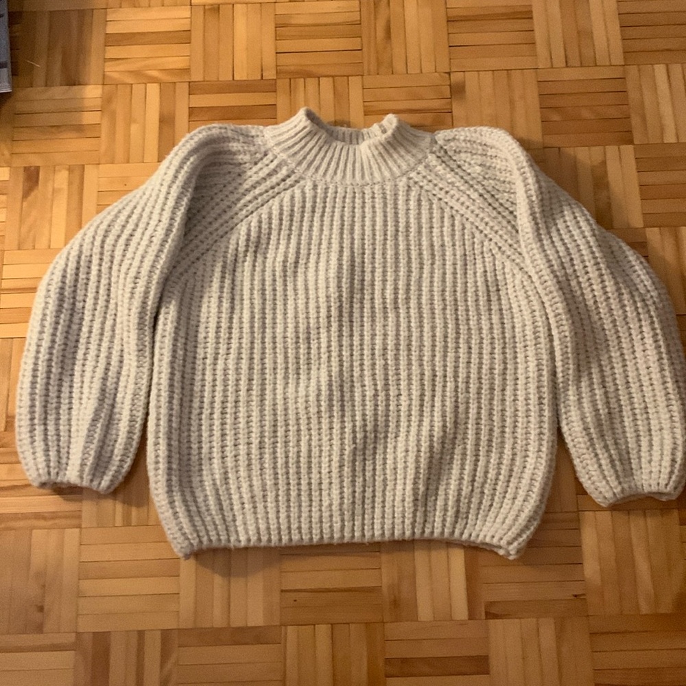 White chunky knit sweater